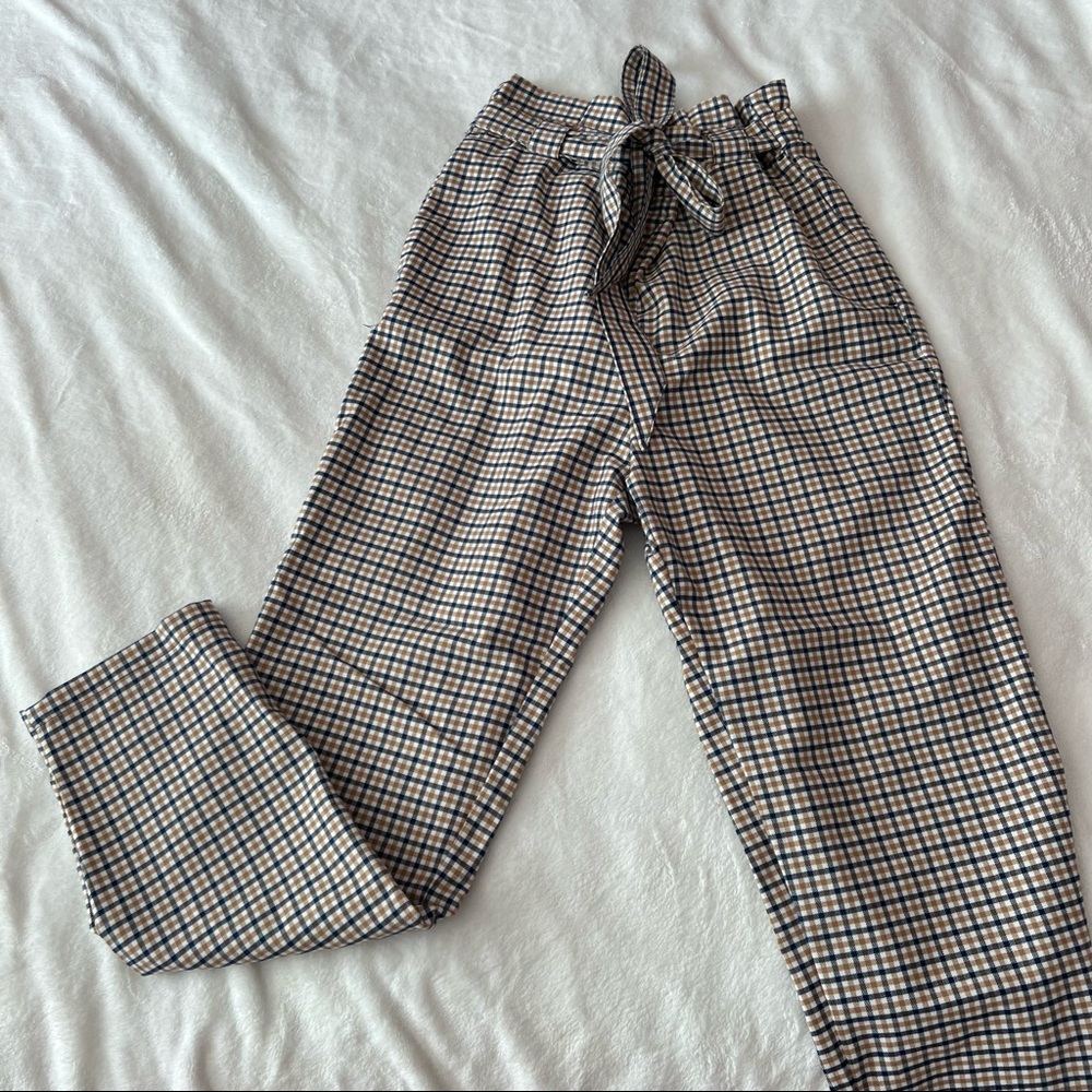 Plaid paper bag pants size 6